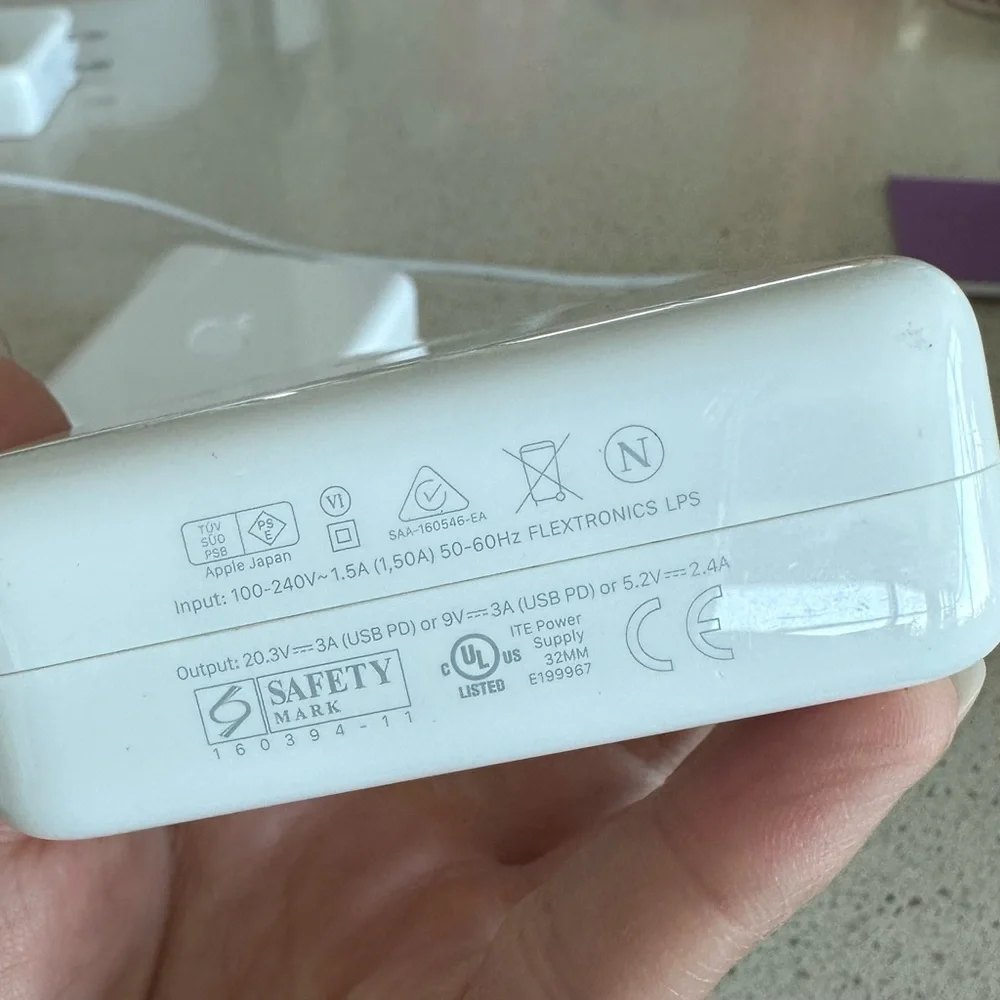Apple computer chargers